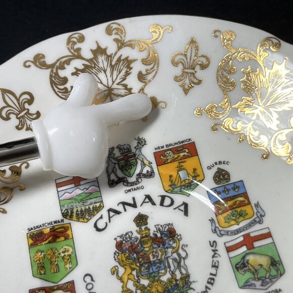 Paragon Tea Cup And Saucer Canada Coats Of Arms & Emblems Fine Bone China UK - Picture 11 of 16